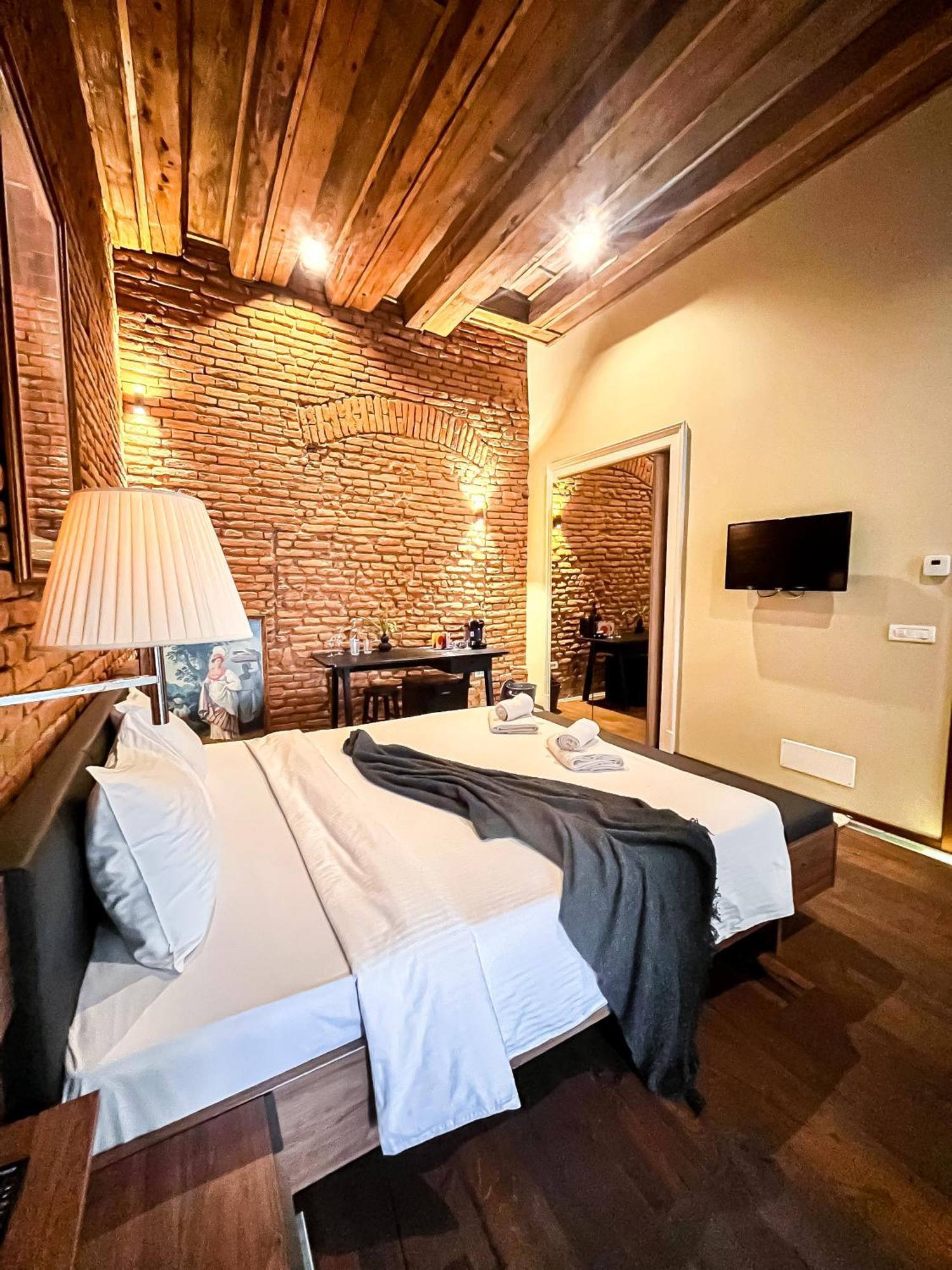 Times Square - Boutique Old Town Apartament *